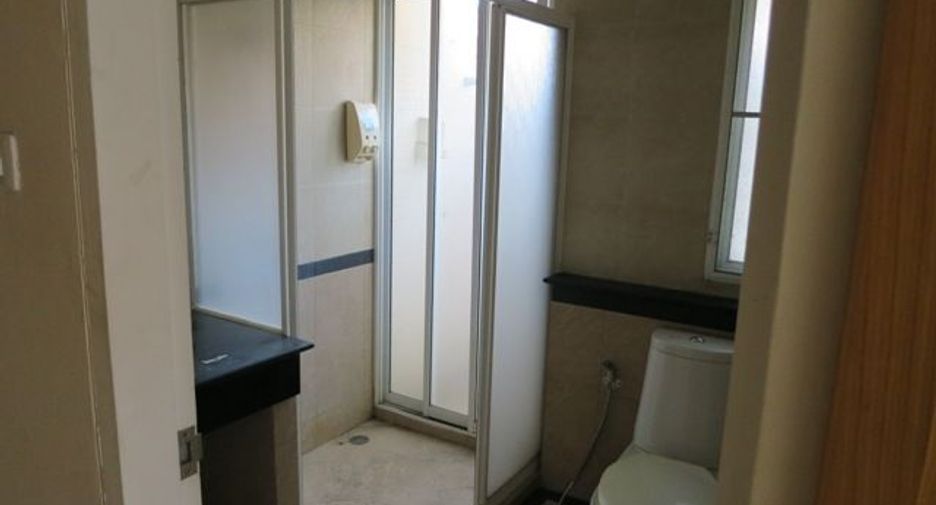 For sale studio house in Bang Khen, Bangkok