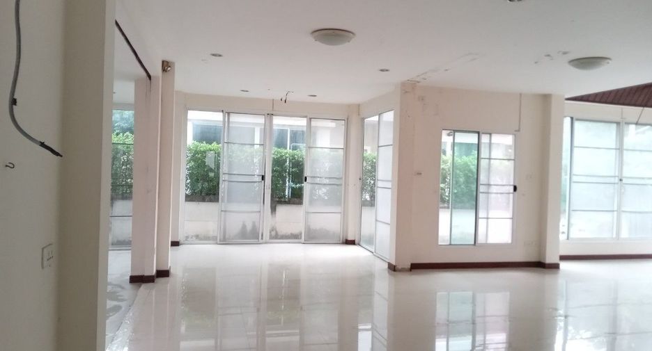 For sale studio house in Bang Khen, Bangkok