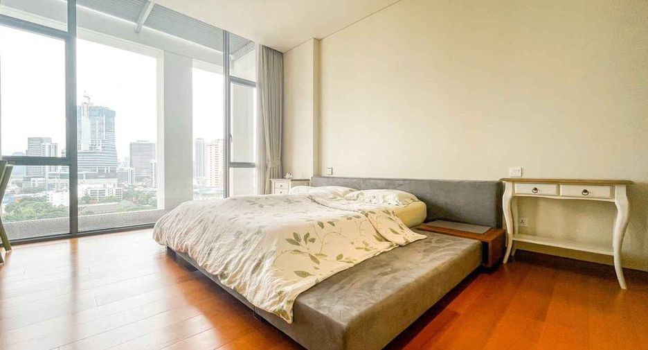 Condo en venta de 3 habitaciones en Sathon, Bangkok