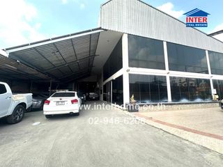 For sale 4 Beds retail Space in Lat Phrao, Bangkok