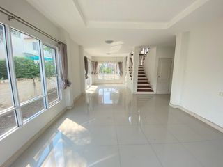 À vendre studio maison à Min Buri, Bangkok