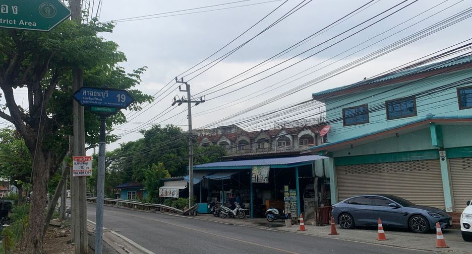 For sale スタジオ house in Phasi Charoen, Bangkok