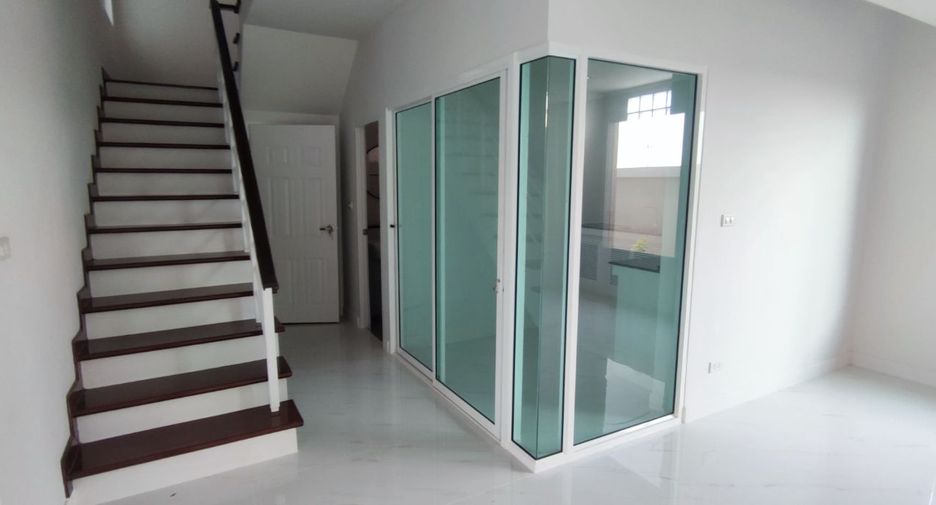 Haus zum Kauf mit Studio in Sai Mai, Bangkok