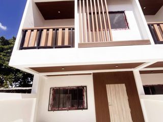 For sale 3 bed townhouse in East Pattaya, Pattaya