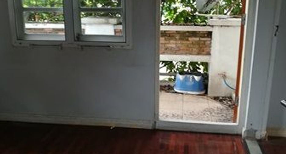 For sale studio house in Prawet, Bangkok