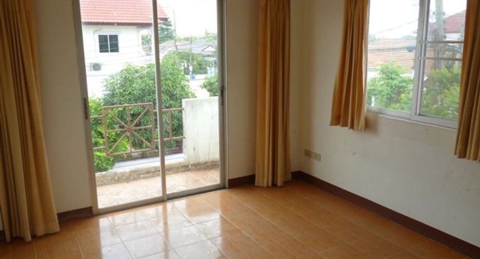 For sale studio house in Nong Chok, Bangkok