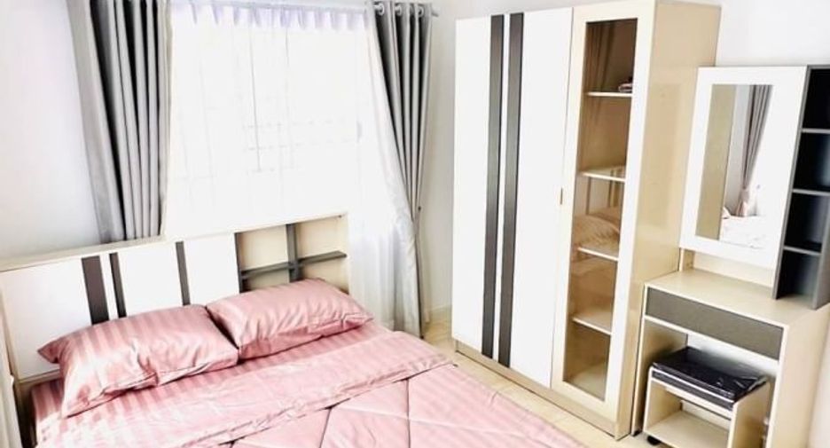 For sale 3 bedrooms house in Si Racha, Chonburi