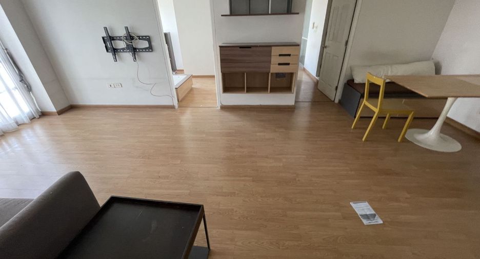 For sale studio condo in Huai Khwang, Bangkok