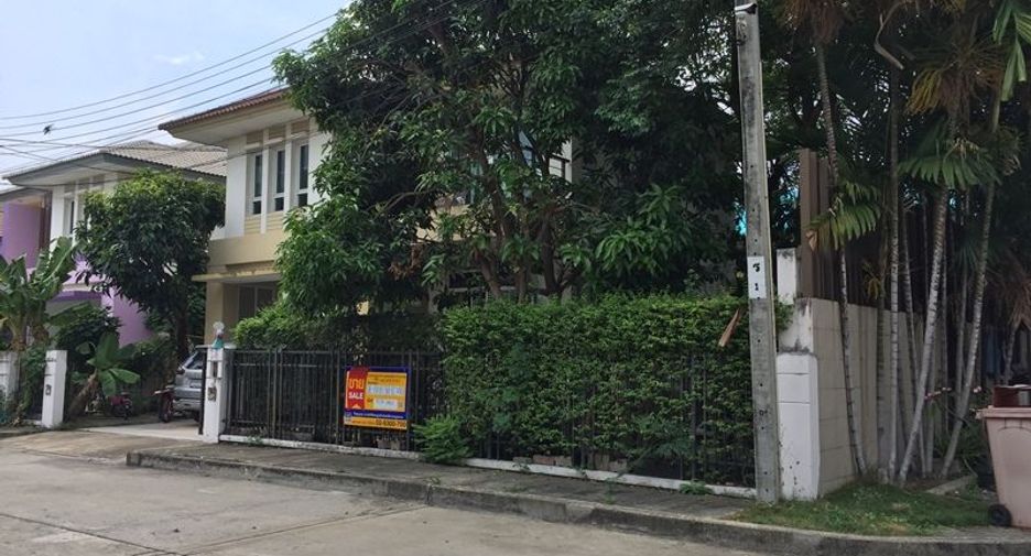 For sale studio house in Thung Khru, Bangkok