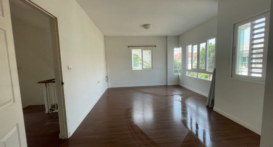 For sale studio house in Thung Khru, Bangkok