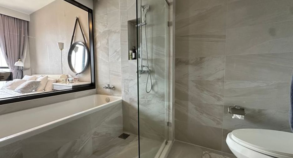 For sale 1 bed condo in Si Racha, Chonburi