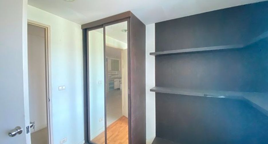For sale studio condo in Suan Luang, Bangkok