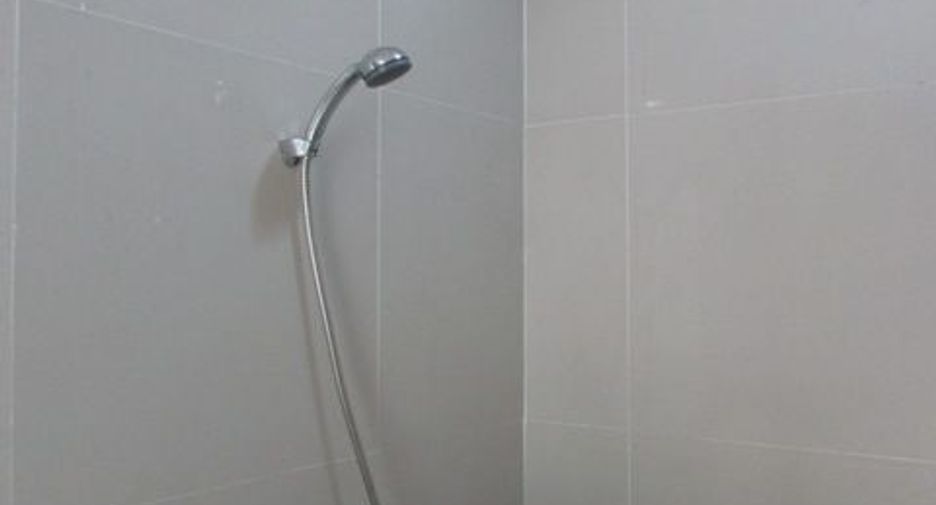 For sale studio condo in Khlong Toei, Bangkok