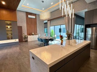 For sale 4 bed house in Bang Lamung, Chonburi