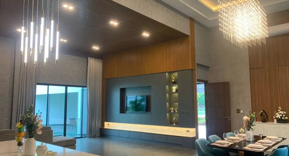For sale 4 bed house in Bang Lamung, Chonburi