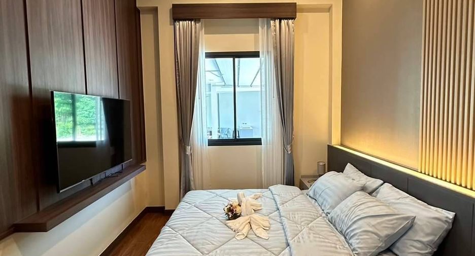 For sale 4 bed house in Bang Lamung, Chonburi