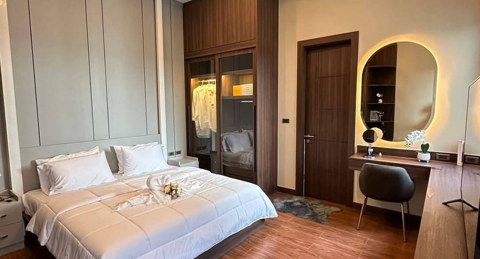 For sale 4 bed house in Bang Lamung, Chonburi