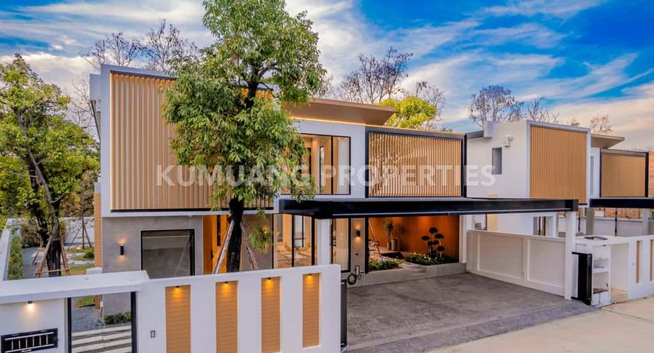 For rent and for sale 4 bedrooms house in Mueang Chiang Mai, Chiang Mai