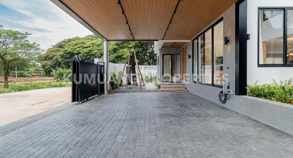 For rent and for sale 4 bedrooms house in Mueang Chiang Mai, Chiang Mai