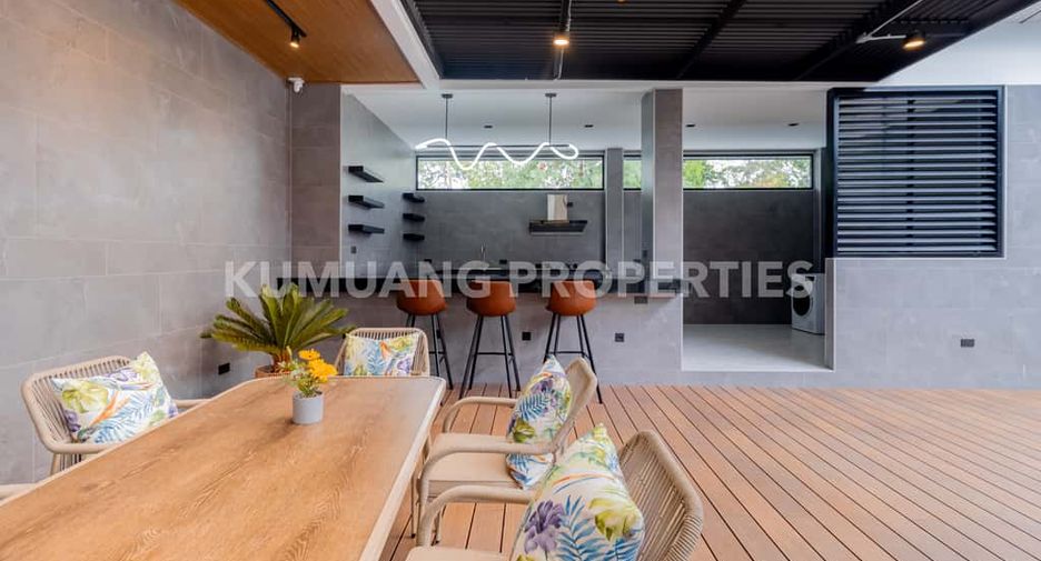 For rent and for sale 4 bedrooms house in Mueang Chiang Mai, Chiang Mai