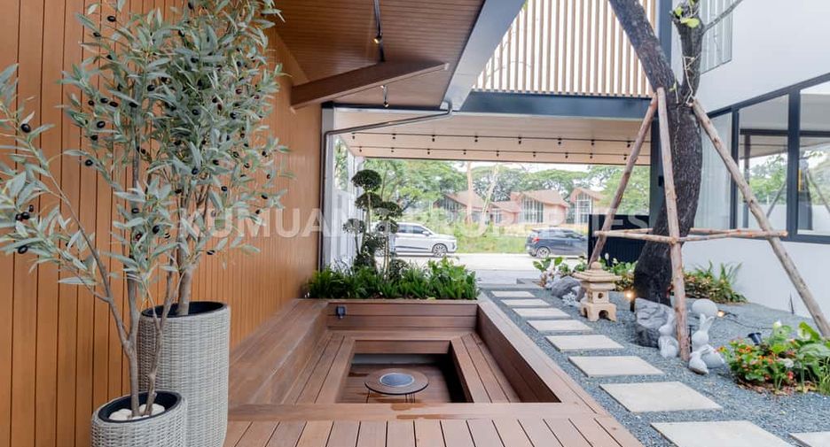 For rent and for sale 4 bedrooms house in Mueang Chiang Mai, Chiang Mai