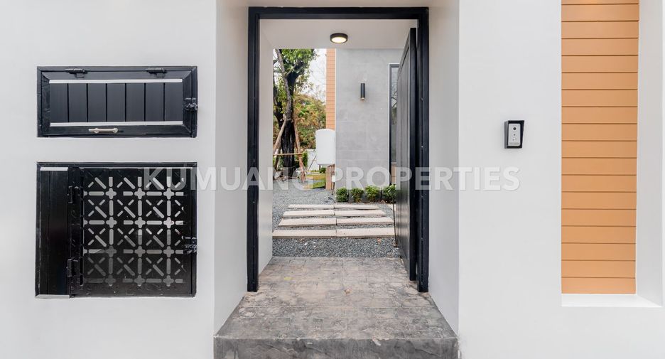 For rent and for sale 4 bedrooms house in Mueang Chiang Mai, Chiang Mai