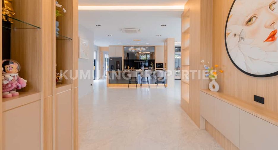 For rent and for sale 4 bedrooms house in Mueang Chiang Mai, Chiang Mai