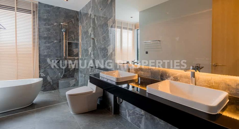 For rent and for sale 4 bedrooms house in Mueang Chiang Mai, Chiang Mai