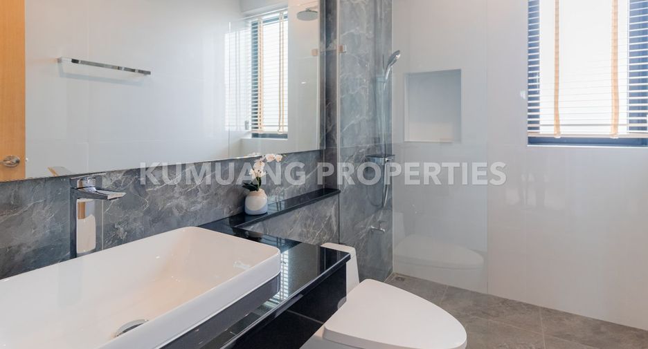 For rent and for sale 4 bedrooms house in Mueang Chiang Mai, Chiang Mai