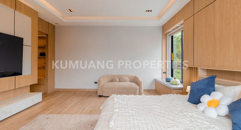 For rent and for sale 4 bedrooms house in Mueang Chiang Mai, Chiang Mai