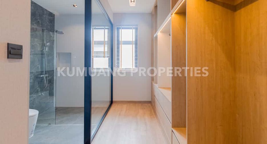For rent and for sale 4 bedrooms house in Mueang Chiang Mai, Chiang Mai