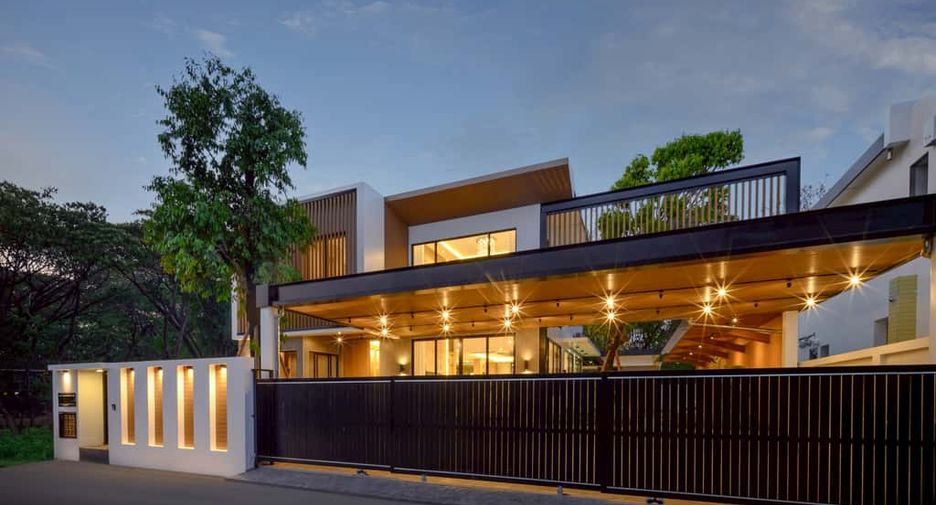 For rent and for sale 4 bedrooms house in Mueang Chiang Mai, Chiang Mai
