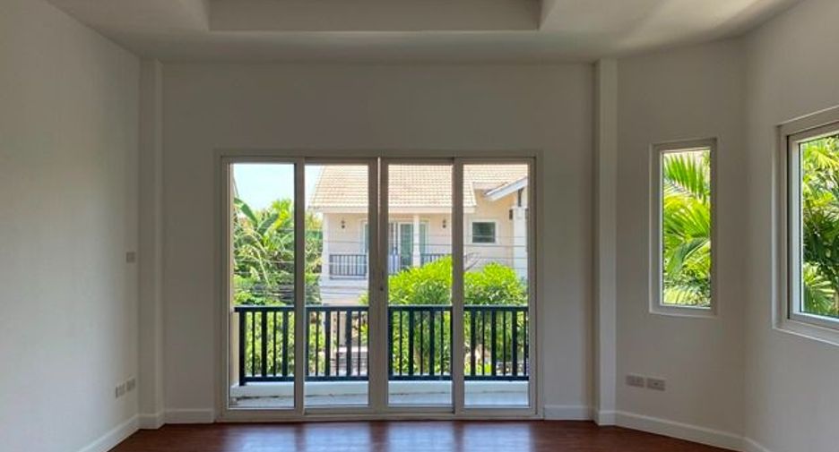 Casa en venta de estudio en Bang Khen, Bangkok