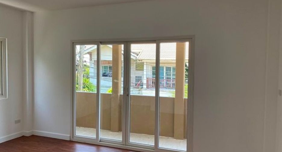 Casa en venta de estudio en Bang Khen, Bangkok