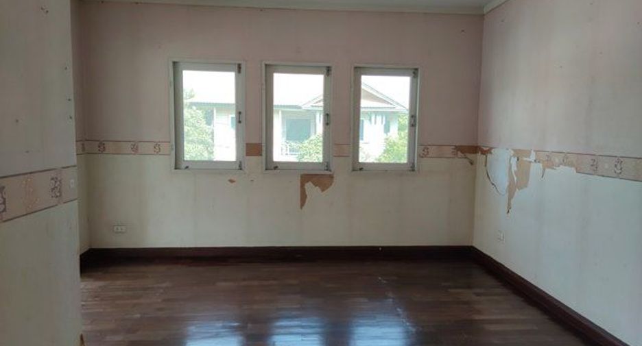 Casa en venta de estudio en Thung Khru, Bangkok