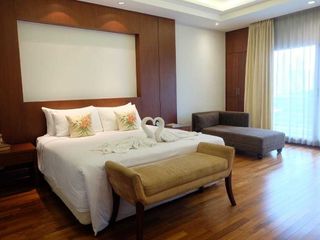 Apartamento en alquiler de 3 habitaciones en Pathum Wan, Bangkok