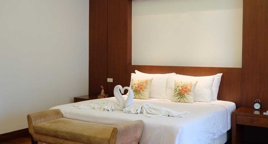 For rent 3 bedrooms apartment in Pathum Wan, Bangkok
