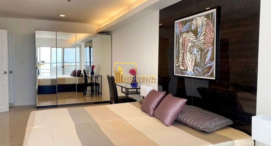 Wohnung zur Miete mit 3 Zimmer in Khlong Toei, Bangkok