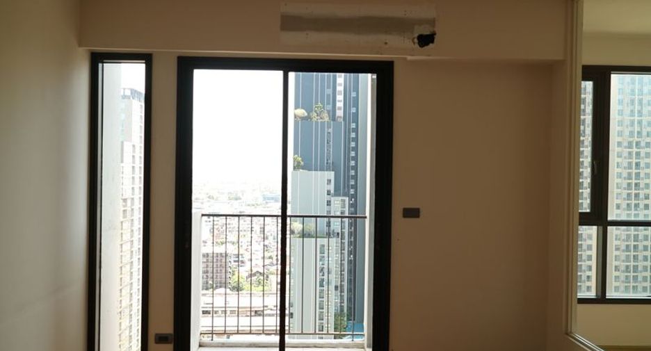 For sale studio condo in Khlong San, Bangkok