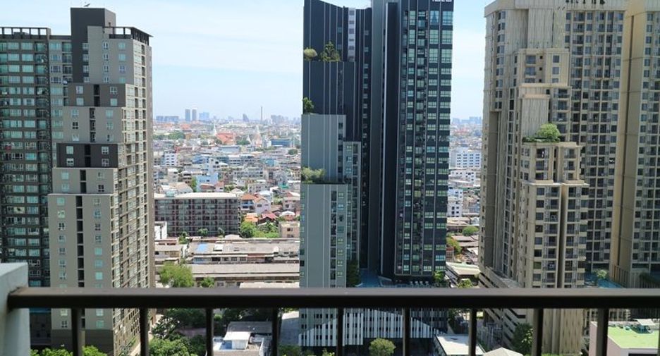For sale studio condo in Khlong San, Bangkok