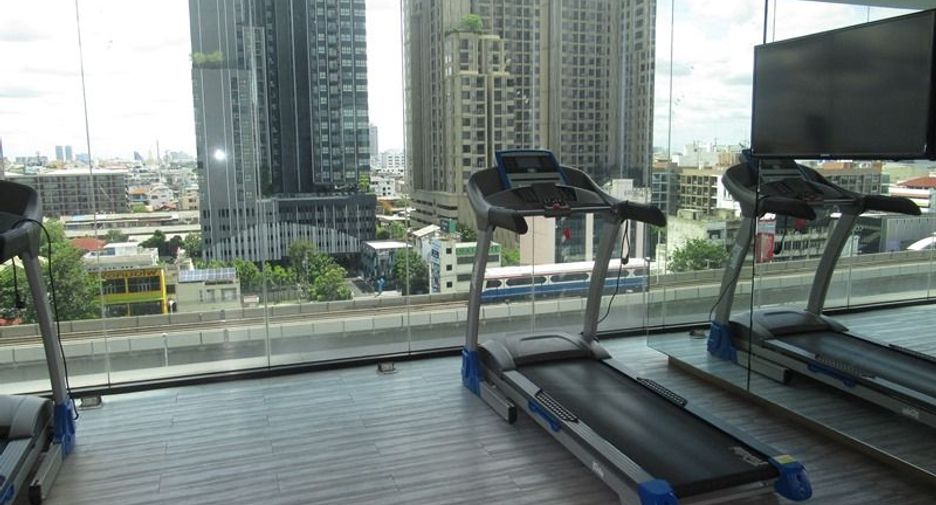 For sale studio condo in Khlong San, Bangkok