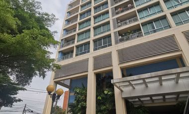 Condo en venta de estudio en Yan Nawa, Bangkok
