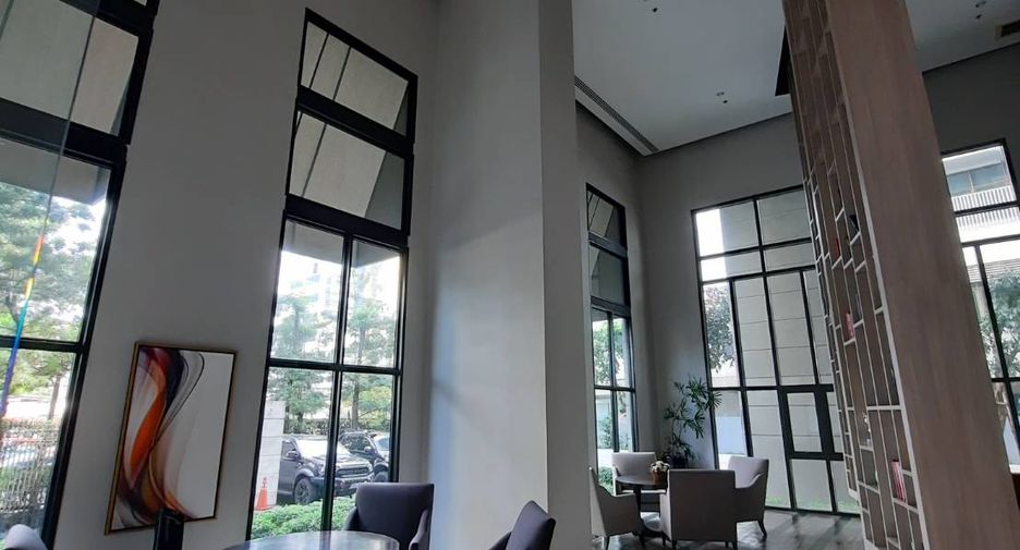 For sale studio condo in Watthana, Bangkok