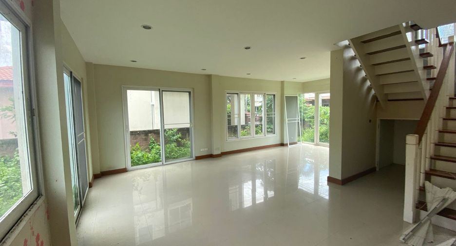 À vendre studio maison à Sai Mai, Bangkok