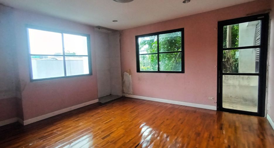 Haus zum Kauf mit Studio in Bang Bon, Bangkok