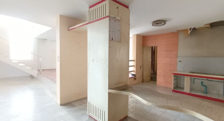 Haus zum Kauf mit Studio in Bang Bon, Bangkok