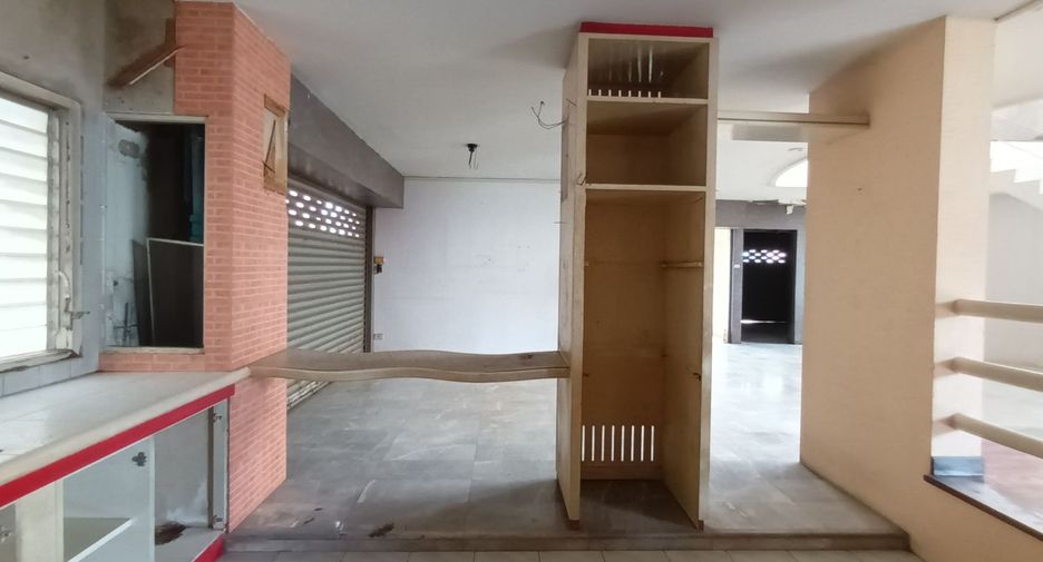 Haus zum Kauf mit Studio in Bang Bon, Bangkok