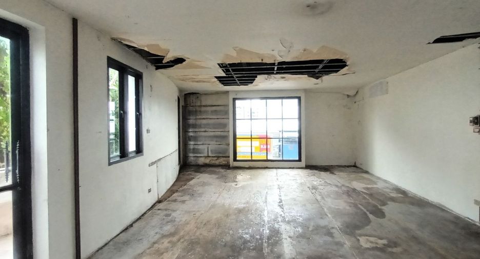 Haus zum Kauf mit Studio in Bang Bon, Bangkok