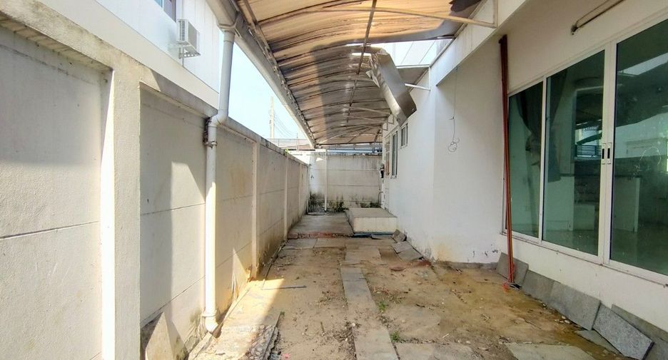 À vendre studio maison à Prawet, Bangkok