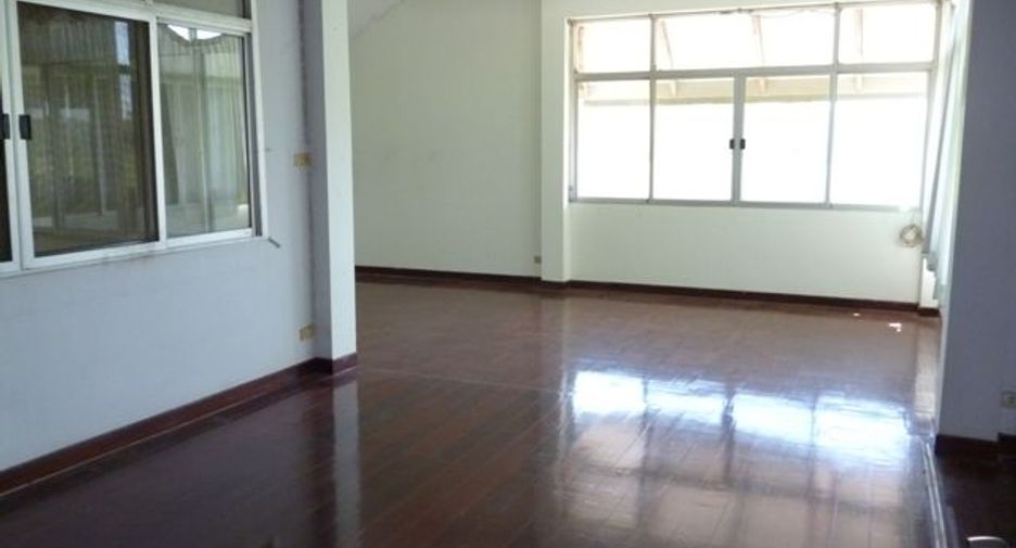 À vendre studio maison à Khlong Sam Wa, Bangkok